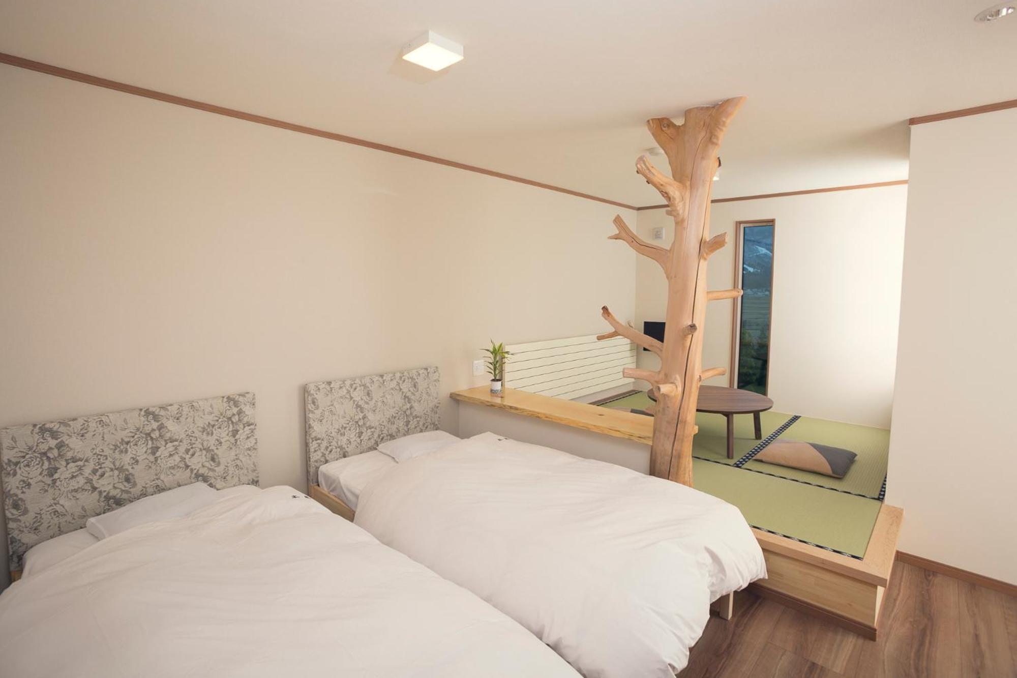 Ryokan Mokuzin Хакуба-Мура Номер фото