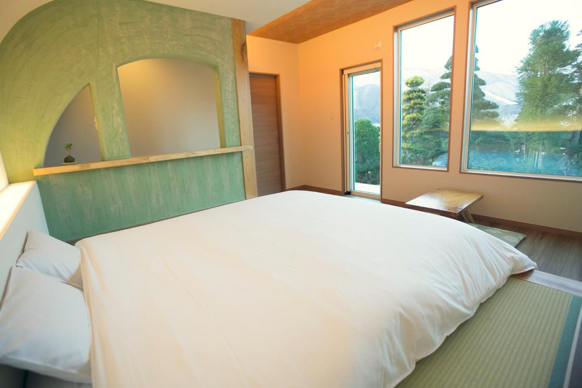 Ryokan Mokuzin Хакуба-Мура Номер фото